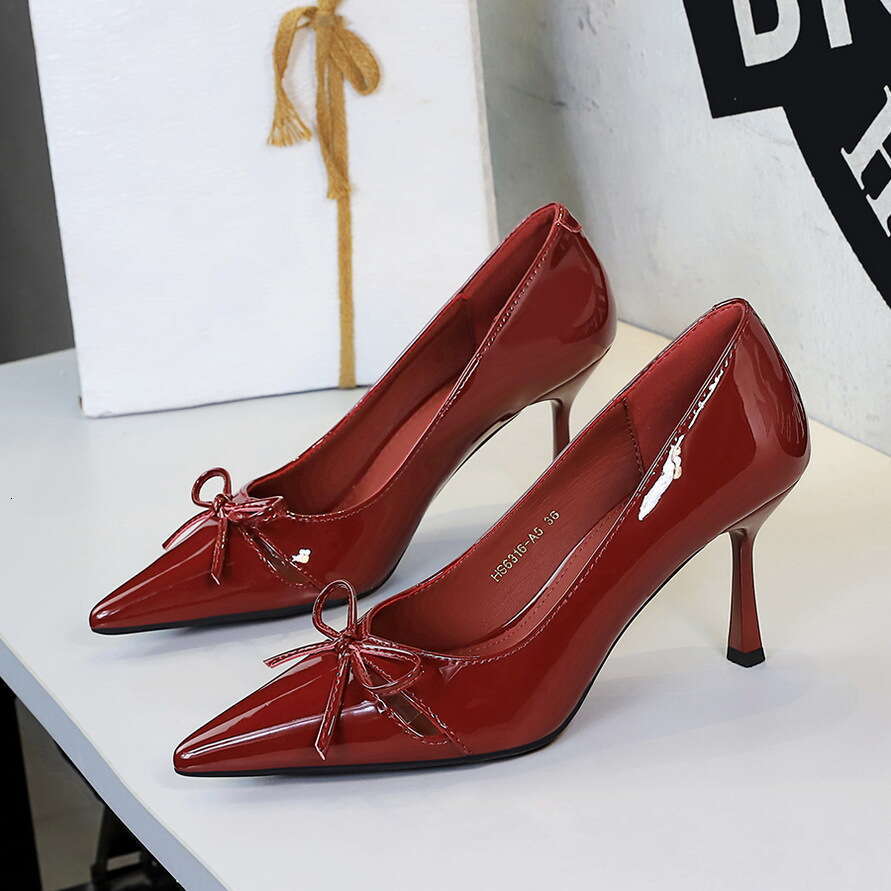 luxury Style Elegant High Heels Pointed Toe Shallow Mouth Bowknot Hollow Patent Leather Stiletto Slip-On Single Shoes for Women