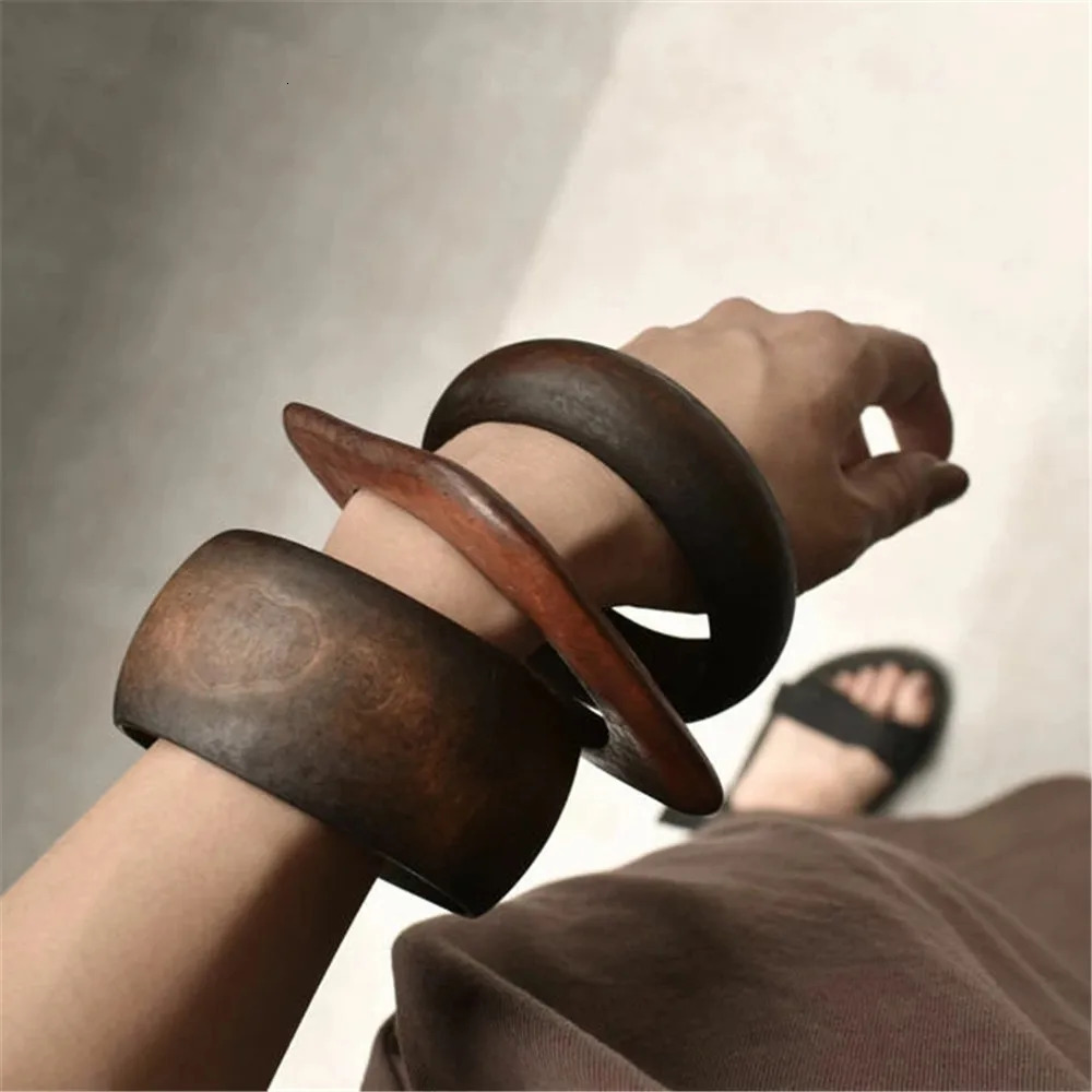 4pcs Women Elegant Natural Wood Square DIY Bracelet Coffee Girl Jewelry Ladies Gift Geometric Wooden Bangles For Women 260106