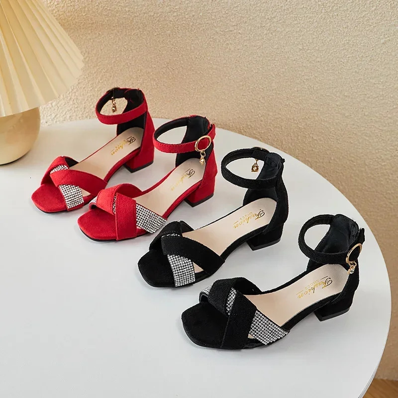 Children Mary Janes for Party Wedding Shows Girls Low Heels Pleated Rhinestones Sandals Classic Kids Princess Shoes PU 260106