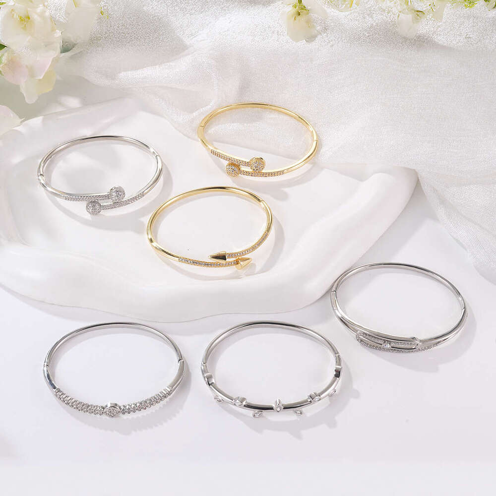 Cross-Border Light Luxury Fashion Zircon High-End Versatile Non-Fading Jewelry Simple Open Plain Circle Bracelet For Women