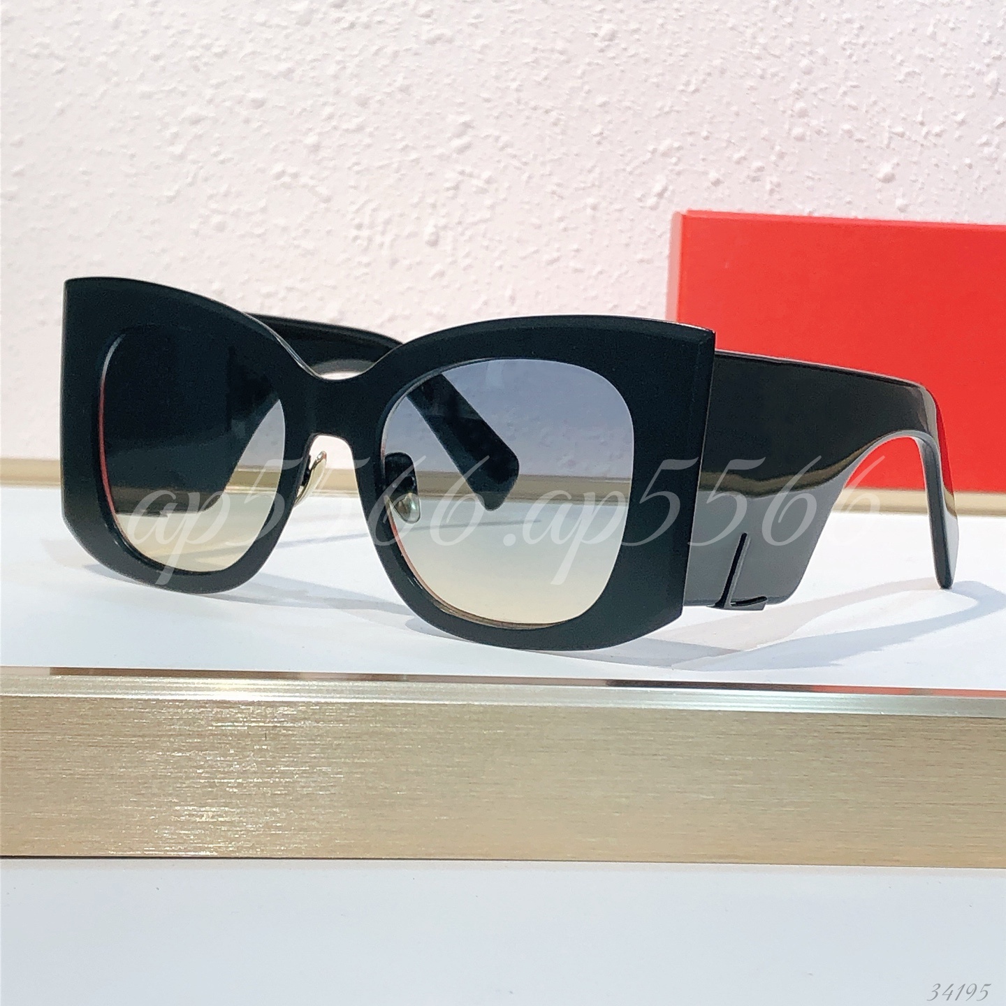 (Order by pic in opt, not by desc) Stylish Butterfly-Shaped Oversized Frame Sunglasses - Gradient Lens, Trendy Fashion Eyewear for Daily & Outdoor Use