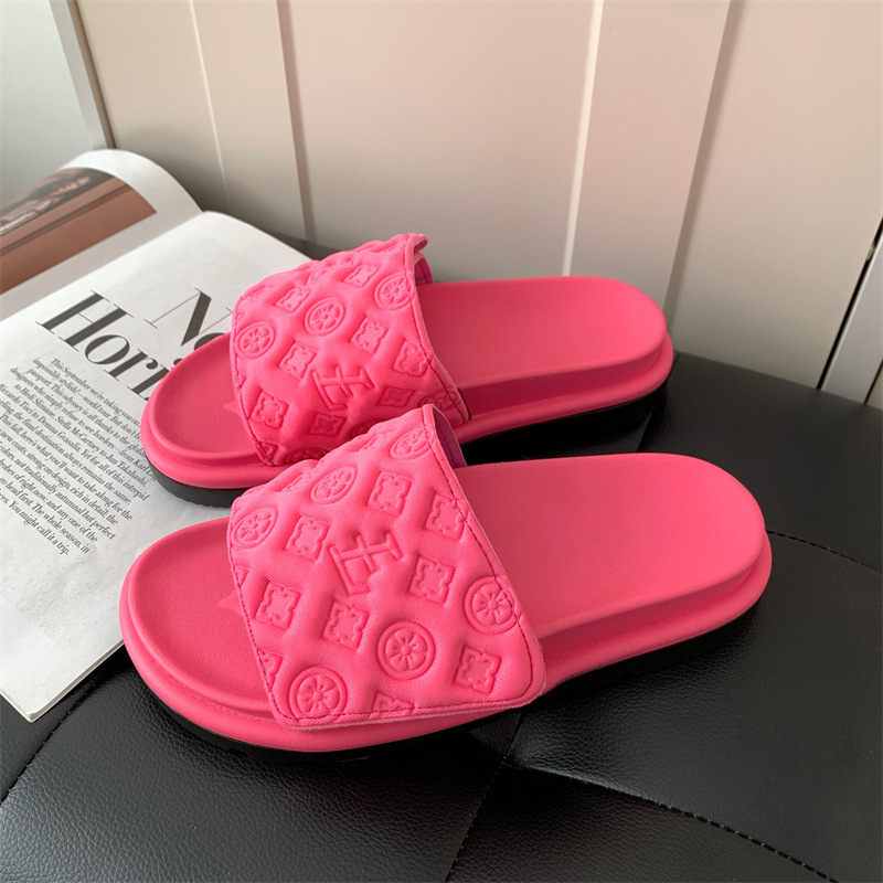 hot Free delivery Slippers Fashion Velcro slippers for women wearing thick soled soft soled non slip cool slippers