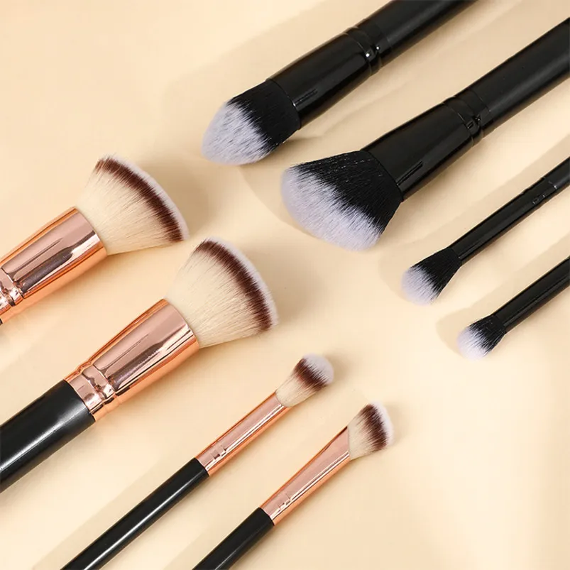 4 Pcs Soft Synthetic Makeup Brush Set Black Handle Contour Foundation Blush Eye Shadow Brushes Kit