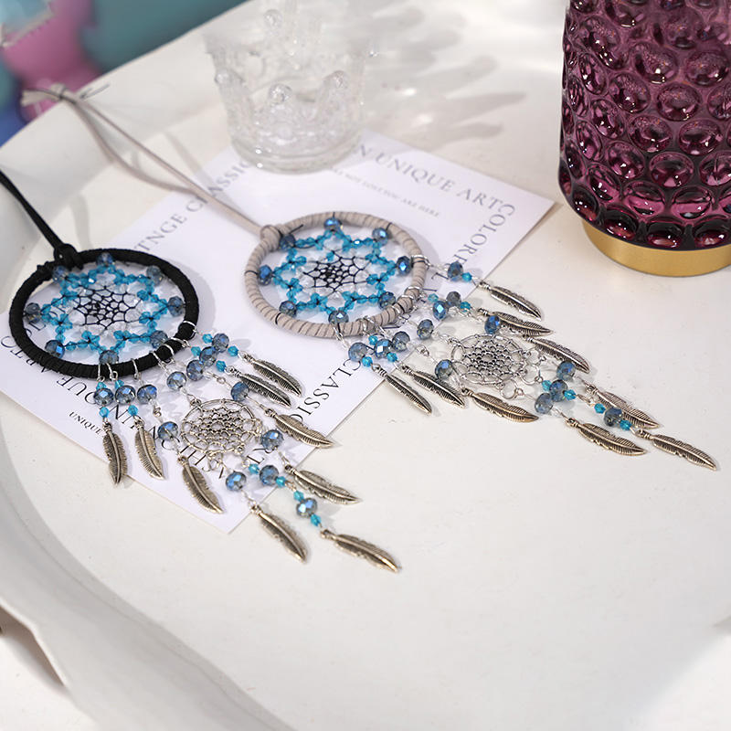 Roaring Elegance Statement Piece Ornate Female Neckwear with Soft Plume