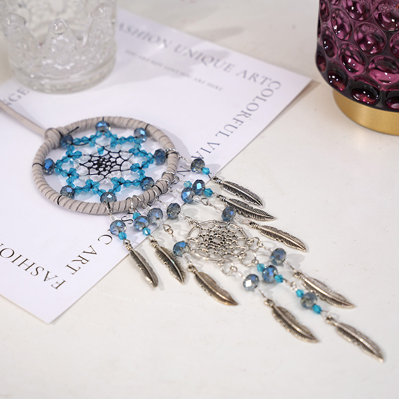 Roaring Elegance Statement Piece Ornate Female Neckwear with Soft Plume