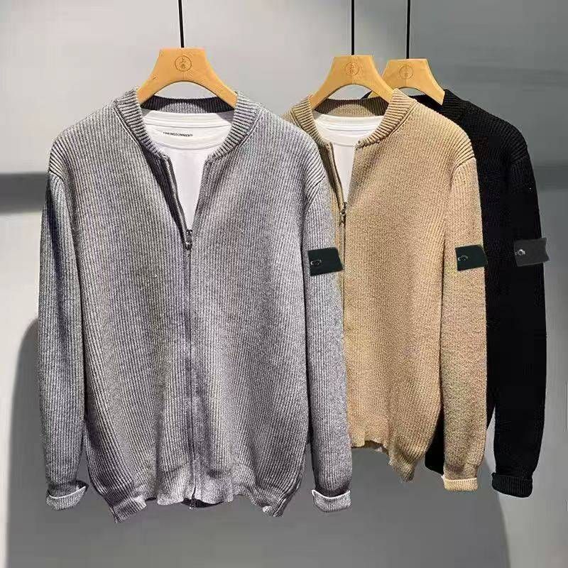 Fashion Designer Autumn Winter Mens Womens Slim Sweater Zip Up Knit Cardigan Badge Stand Neck Breathable Knitted Jumper Long Sleeve Stone Men Sweaters Coat