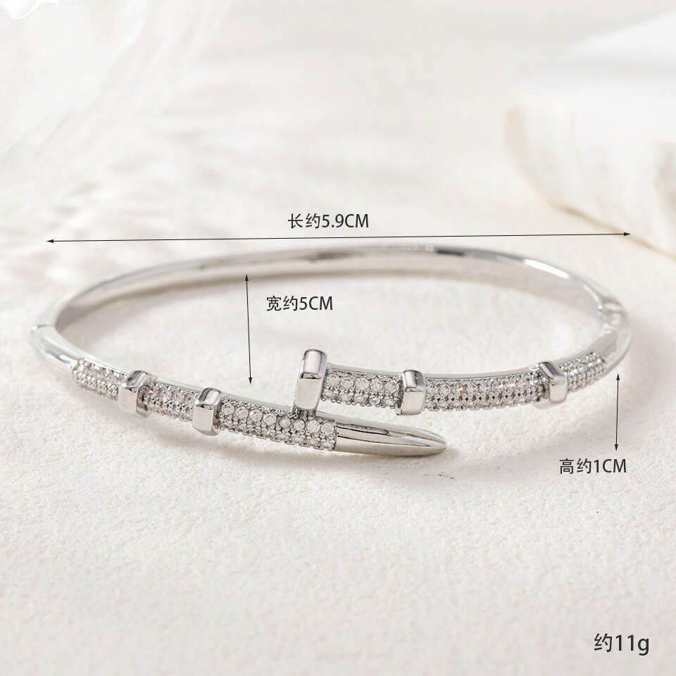 2025 Cross-Border Multiple Alloy Inlaid Zircon Fashion Bracelets High Color Retention Personalized Design Elegant Jewelry For Women Manufacturer Whole