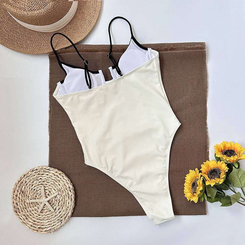 One Piece Swimsuit 2024 New Swimwear Black White Women Bathing Suit Beachwear Vintage Retro Monokini Swim Maillot de bain