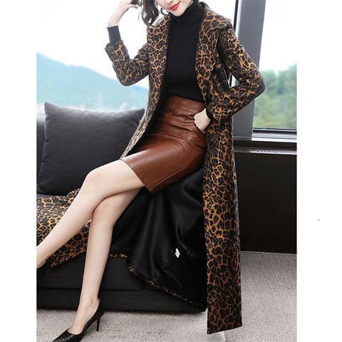 Elegant side snap collar full sleeve jacket with retro leopard print back split womens long coat womens coat 241019