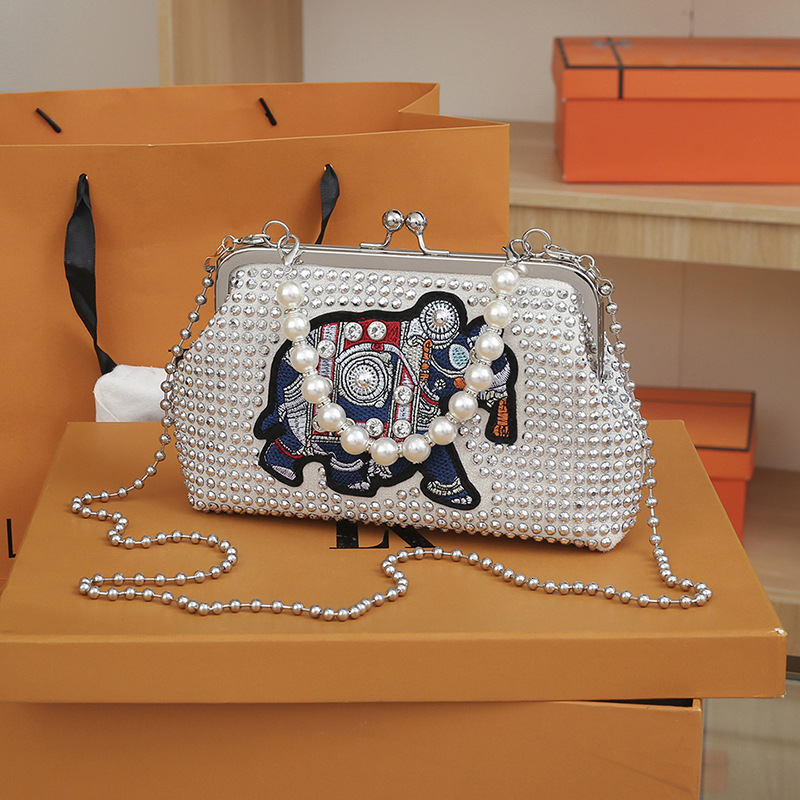 Free shipping designer Women Ethnic Style Diamond-Studded Elephant Chain Shoulder Bag Crossbody Bag Southeast Asian Style Handbag Evening Bag