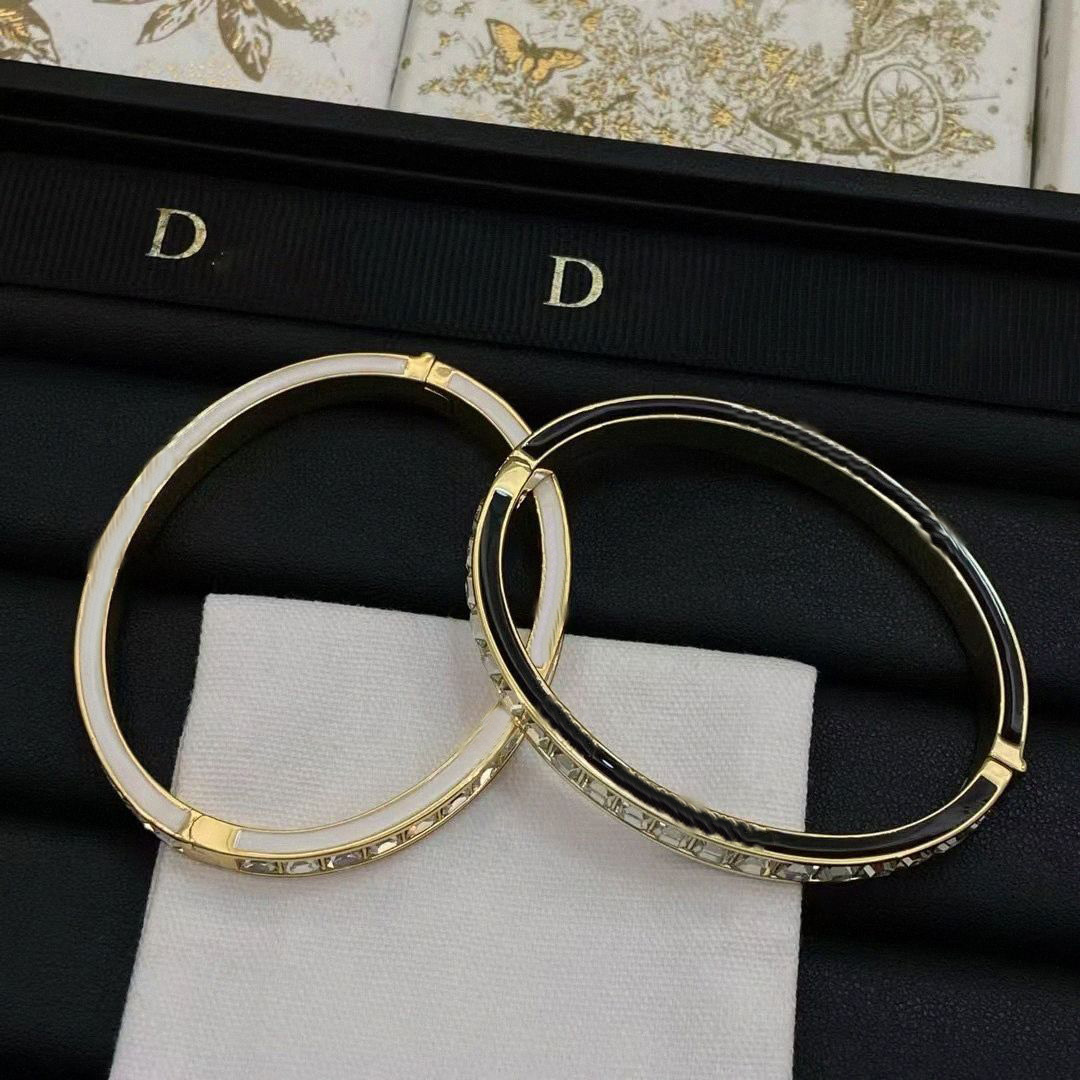 Enamel diamond 18K bracelet Letter Luxury Designer bracelet oval brass Luxury brand All match Classic Bangle Wristband Designer Jewelry Bracelet gift