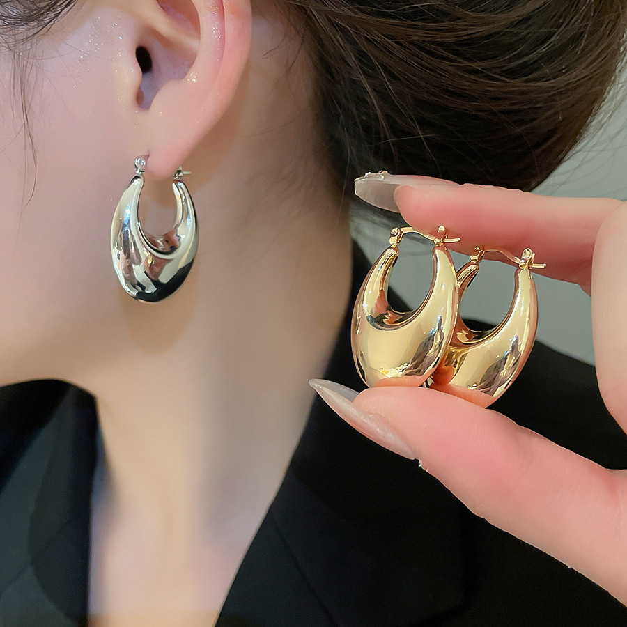 European and American Cross-Border Metal Glossy Oval Casual Simple Personality Fashion Earrings Design Sense Niche Ear Jewelry - view 4