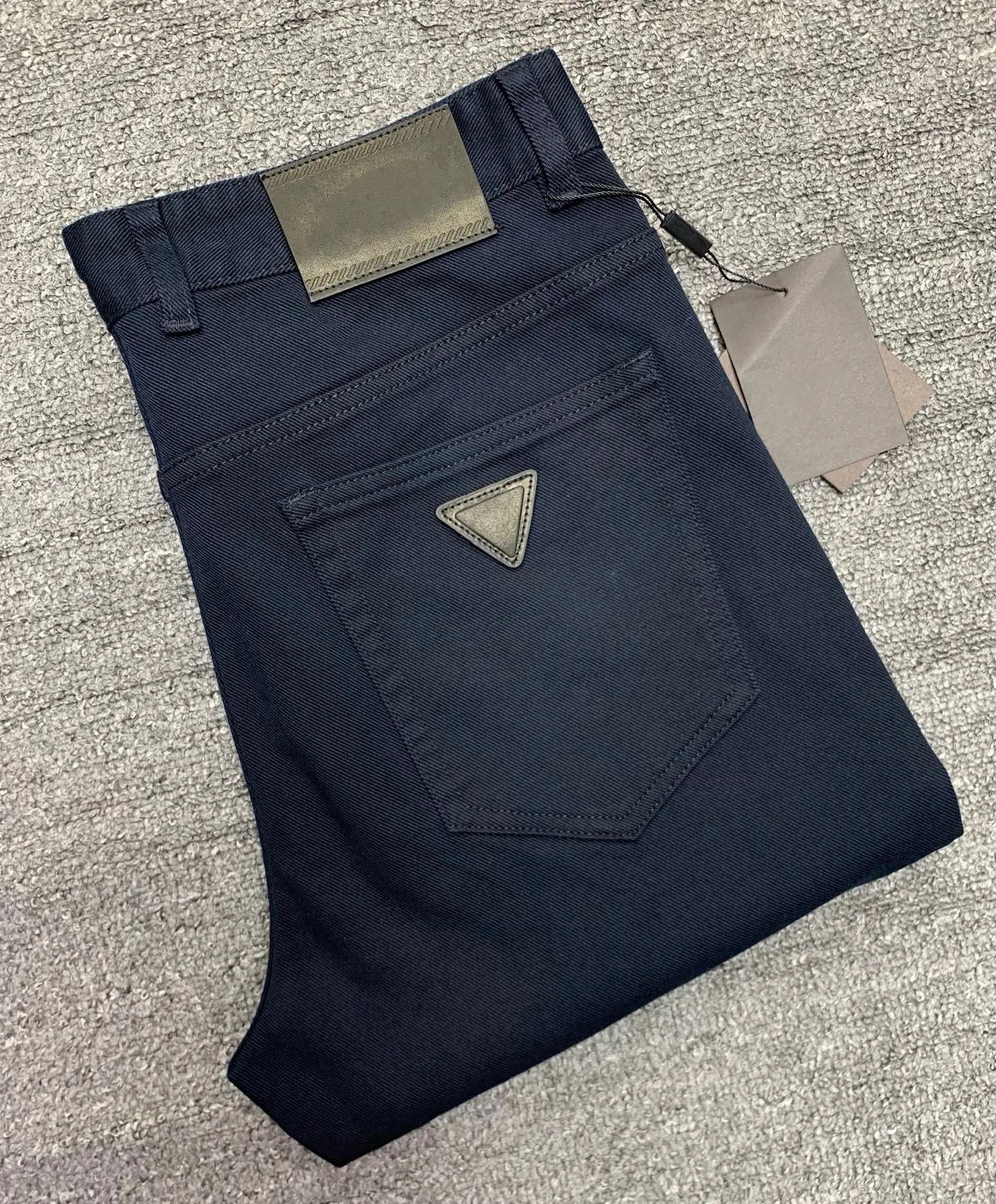 Men jeans Fashion Luxurious Pants Designer New Style Business Trousers Fit well Casual jeans Straight tube jeans Multiple choices