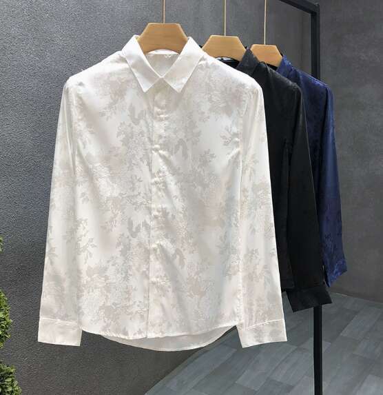 The men's high-end 2024 autumn long-sleeved ins dark patterned shirt with a slim and stylish design is a trendy men's wear brand Q260107