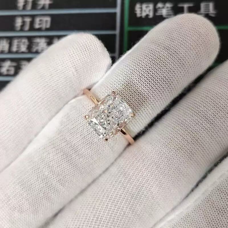 Custom 25 CT Cushion Cut Solitaire Moissanite Rings Engagement Wedding Ring 925 Silver 10k 14k 18k Gold Moissanite Ring