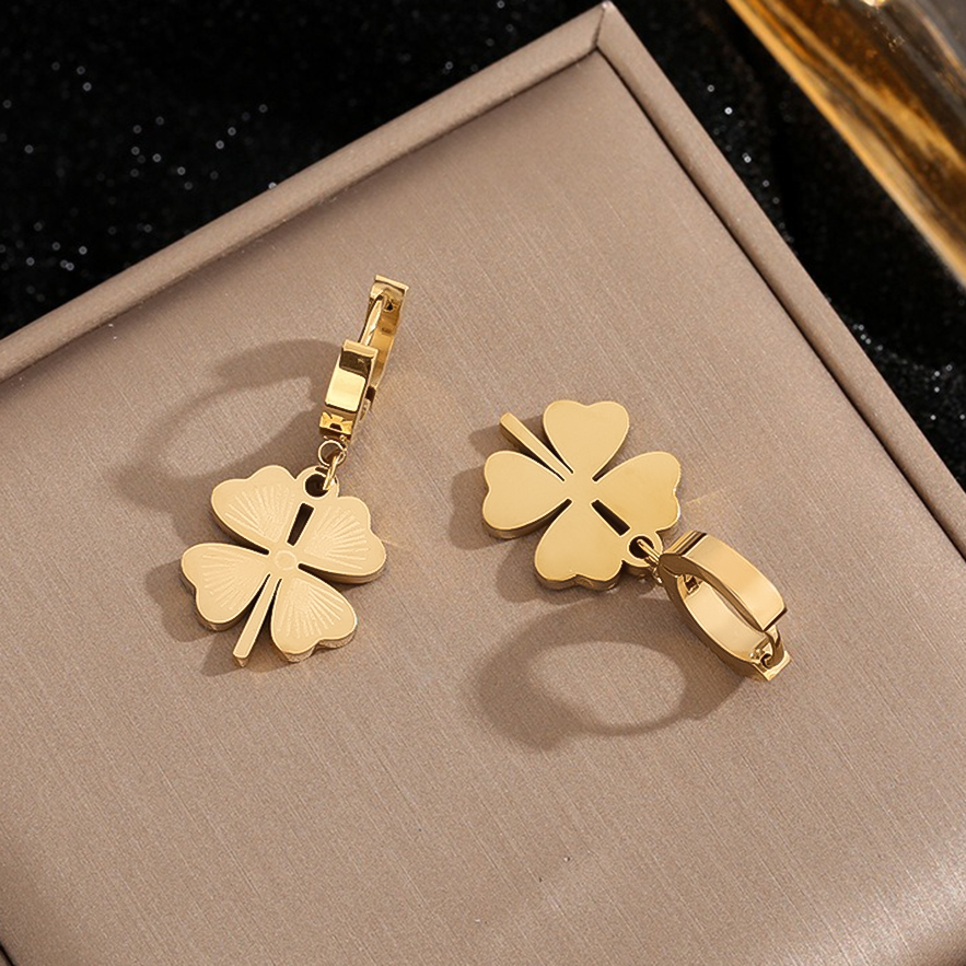 Designer Earrings Designer Earrings for Women Four Petal Flower Earring Gold Drop Earrings Luxury Jewlery Designer for Women Elegant Timeless Sparklin