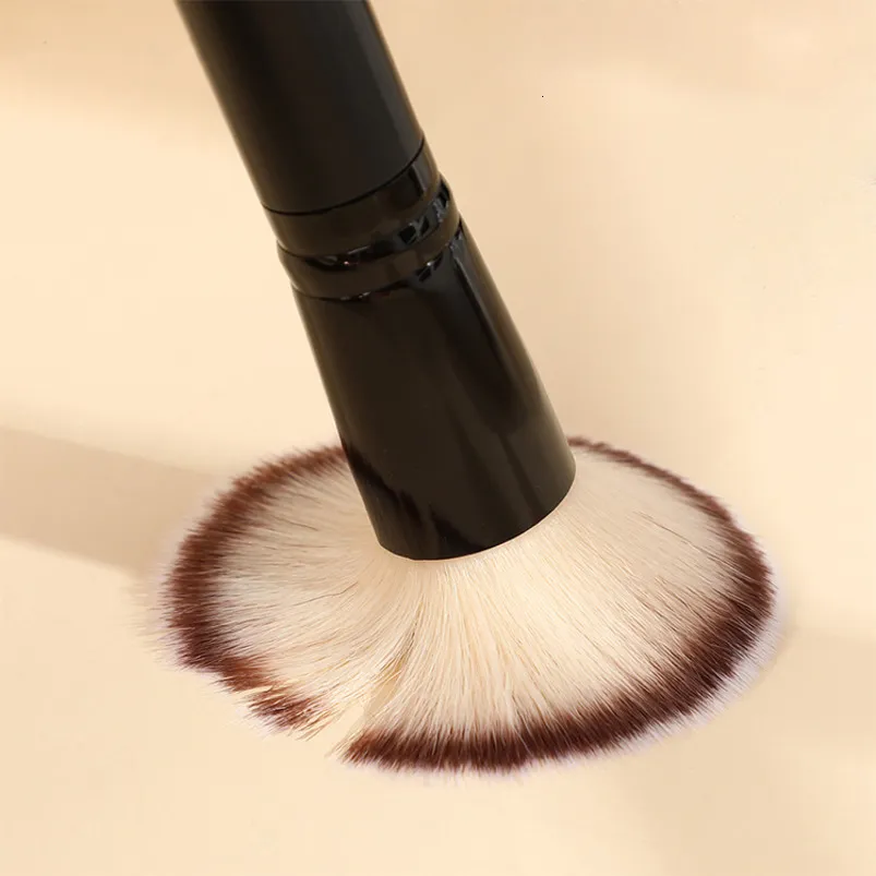 4 Pcs Soft Synthetic Makeup Brush Set Black Handle Contour Foundation Blush Eye Shadow Brushes Kit