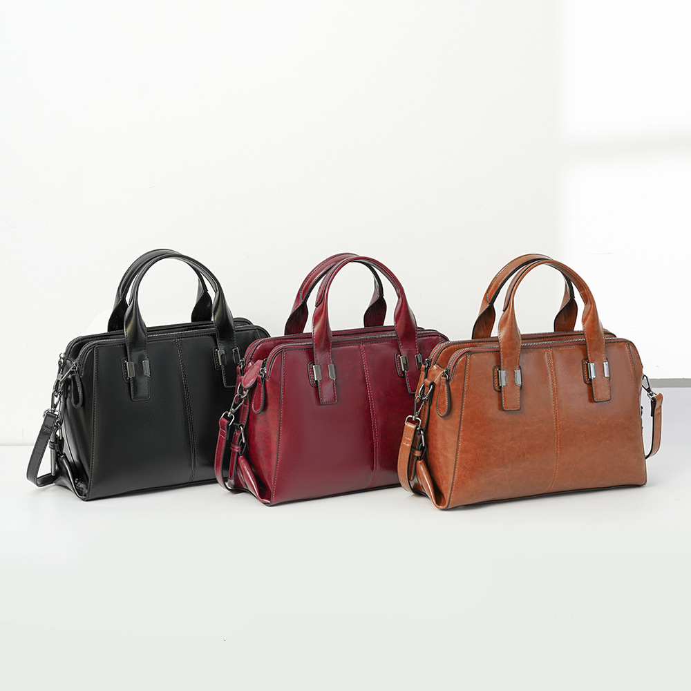 Women's handbag, European and American new fashion motorcycle bag, simple large capacity commuting bag, high-end shoulder bag, handbag, crossbody bag