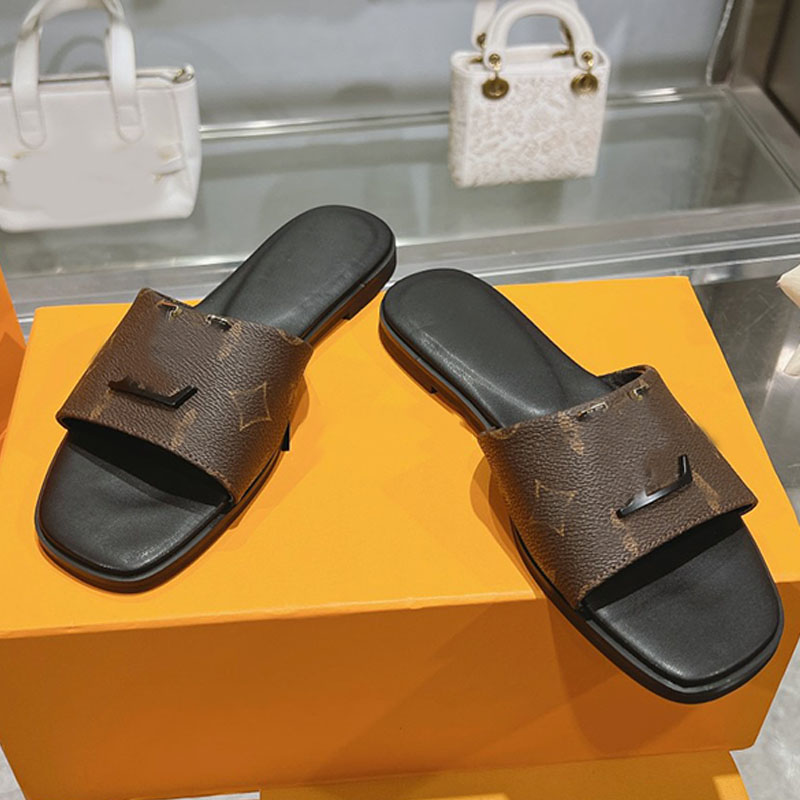 Luxurious Mare Flat Mule designer womens calf leather sandals summer fashion sandals slippers vacation casual style Mare sandals smooth leather beach slides