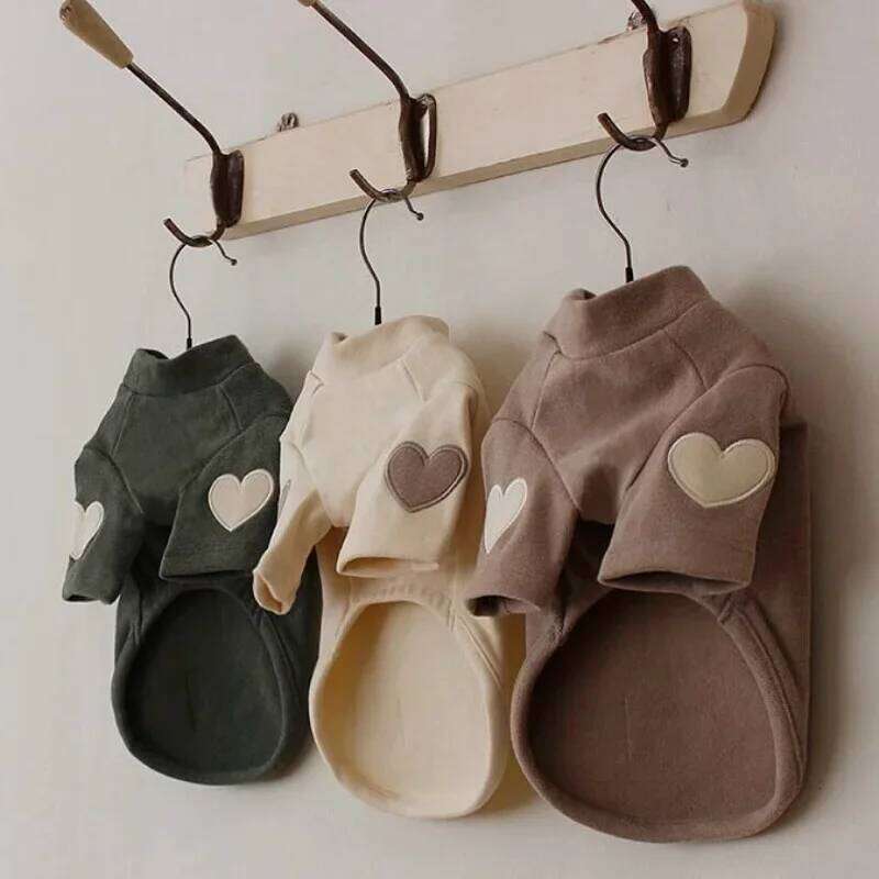 Winter Dog Base Shirt Cute Love Bear Teddy Yorkshire Hoodie Cat Pet Warm Clothes Designer Puppy Clothing XJ251225