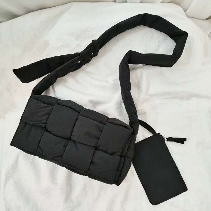 Totebag Shoulder ROSE NOIRE Sponge Down Woven Pillow New Niche High End Single Crossbody Tofu Small Square Bag