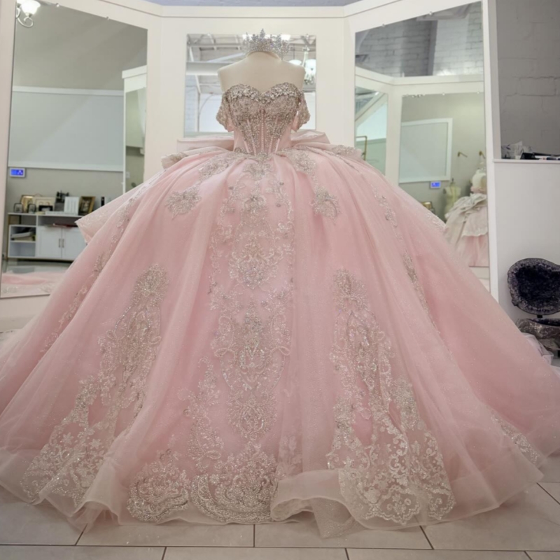 Pink Quinceanera Dresses Off Shoulder Ball Gown Sweet 16 Dress Applique Lace Beading Crystal Bow Tull Birthday Party Vestidos 15 Anos