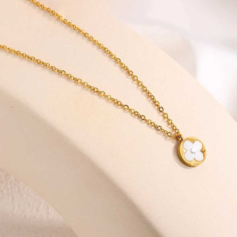 1pcs Fashionable And Simple Round White Shell Flower Pendant StainlESS Steel Non-Fading Necklace H260108