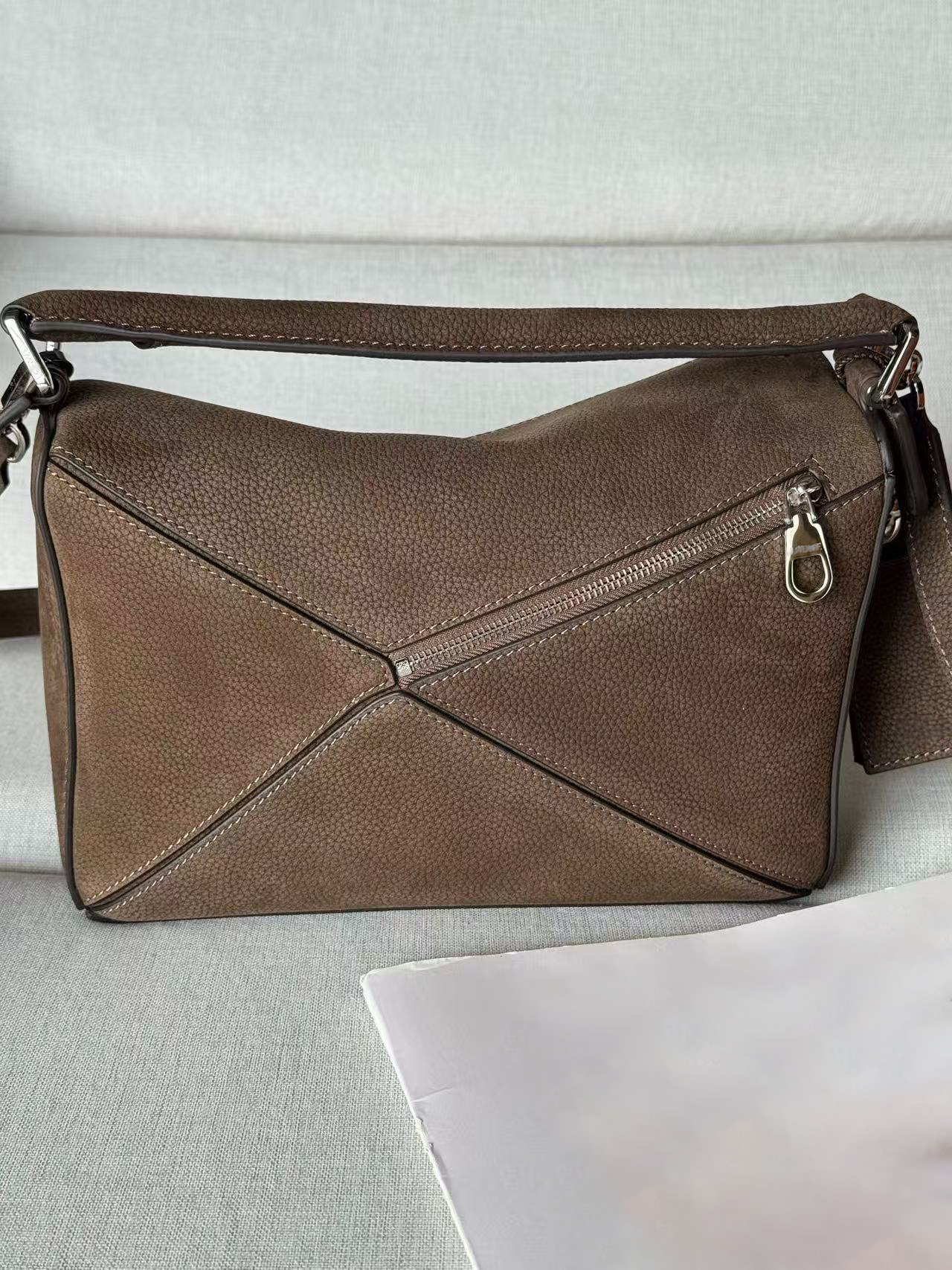 10A Chic Leather Handbag with Reversible Carry Options | Spacious Interior for Daily Essentials