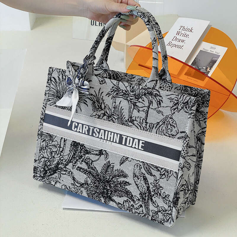 New Tote Pearl Chain Handbag Monet Garden Single Shoulder Crossbody Oil Painting Scarf Bag