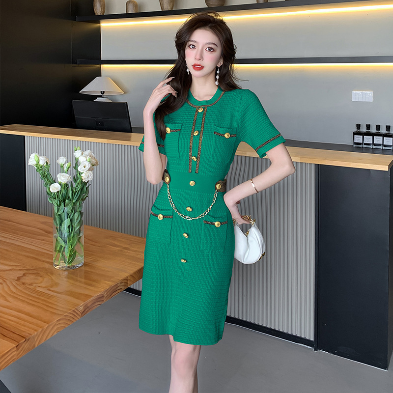 Xiaoxiangfeng French Style Design Sense Niche Skirt Summer 2026 New Small Casual Slimming And Hip Hugging Dress