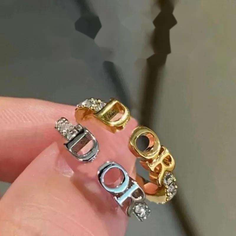Gold Silver Color Luxury Designer Single Row Drill Classic Ring Elegant Letter Thin Fashion Rings For Women Lady Girl Wholesale