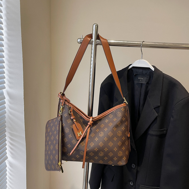 Luxury Bag 2026 New Monogram Tote Bag for Women, Large Capacity Convertible Shoulder Purse, Premium Commuter Crossbody Bag