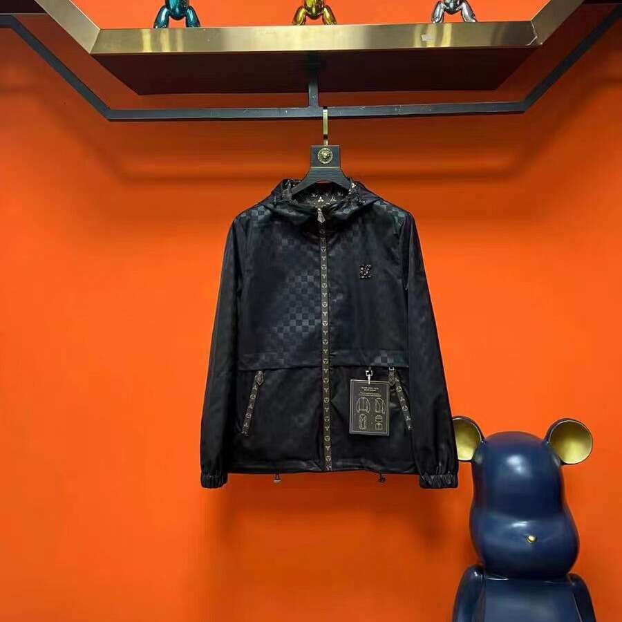 2024 Spring New Men's Light Luxury European High-Quality Hooded Jacket Versatile Comfortable