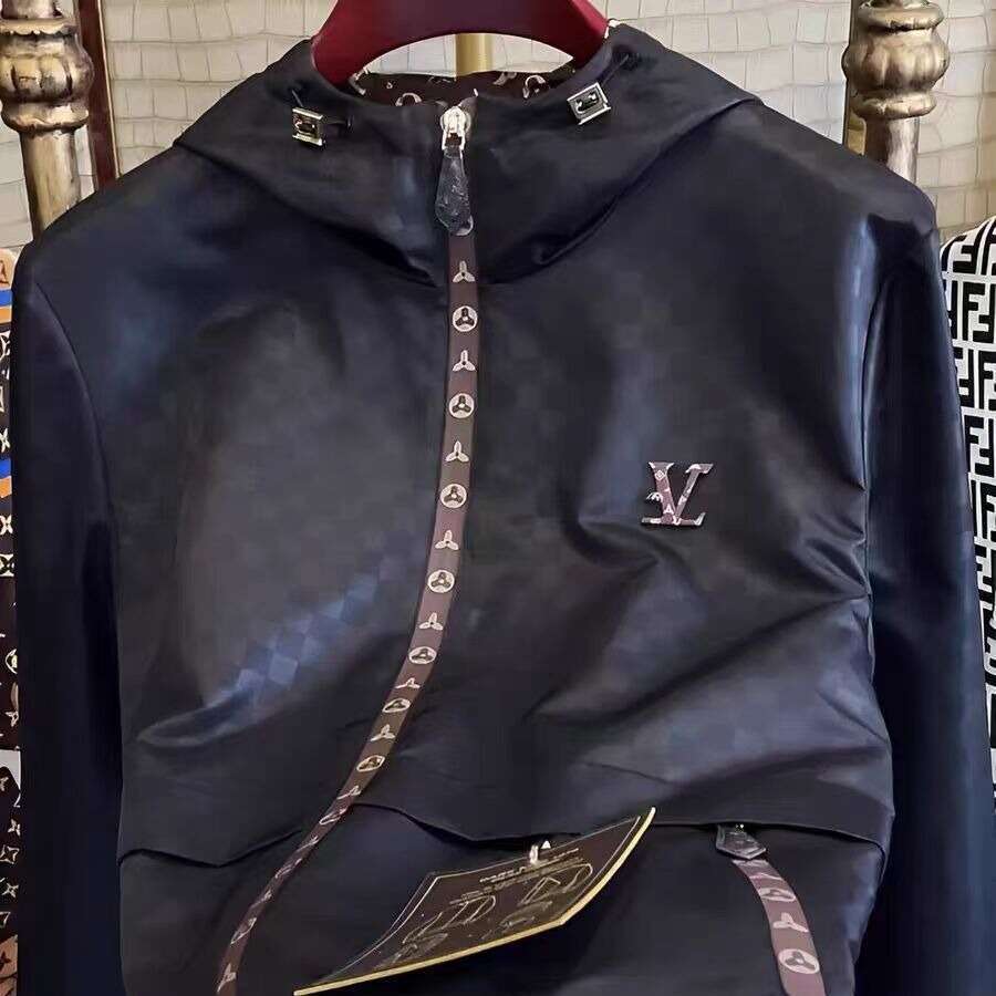 2024 Spring New Men's Light Luxury European High-Quality Hooded Jacket Versatile Comfortable