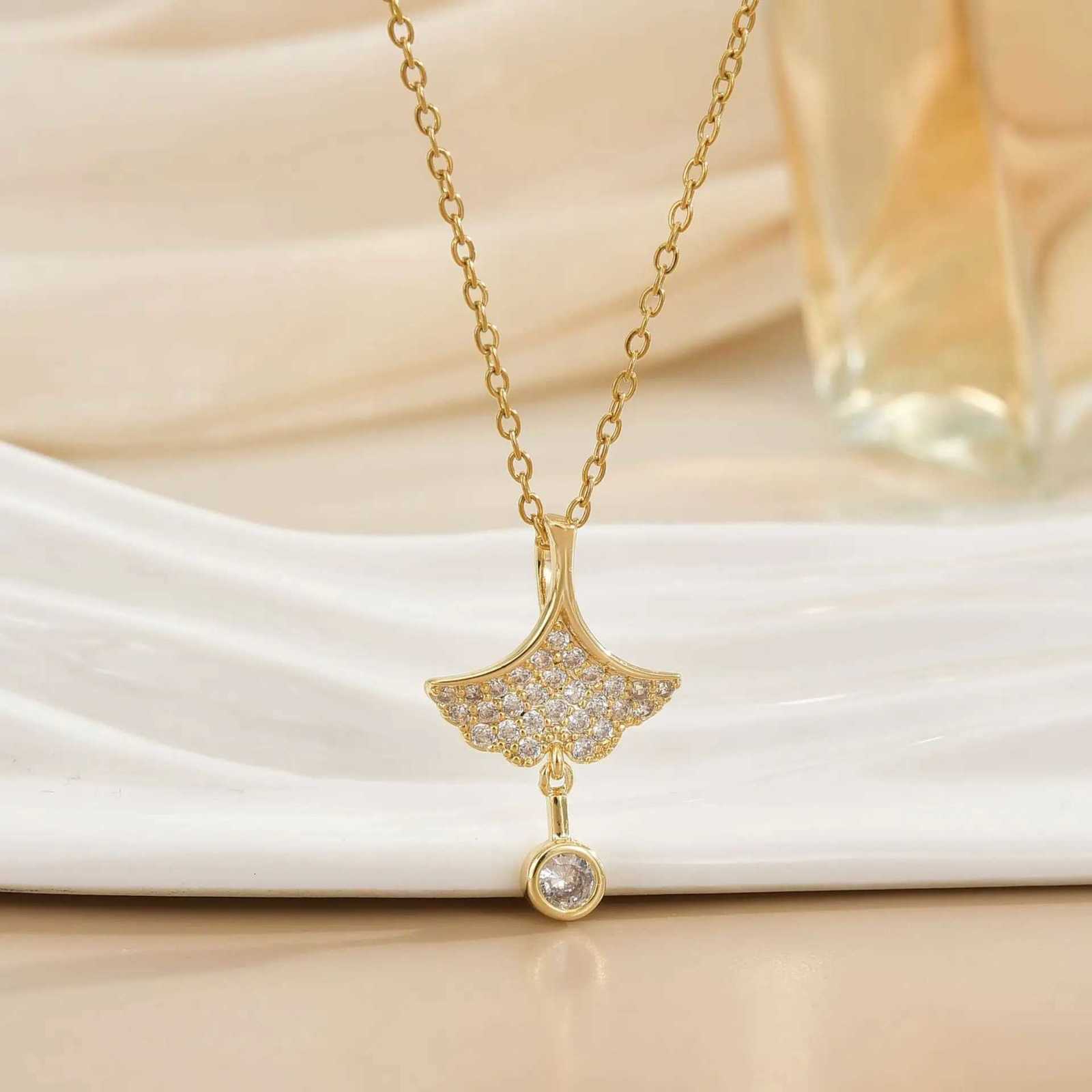 Korean Style Simple Titanium Steel Necklace for Women 18K Rose Gold Versatile Pendant TrenDY Internet Celebrity Clavicle Chain H260108