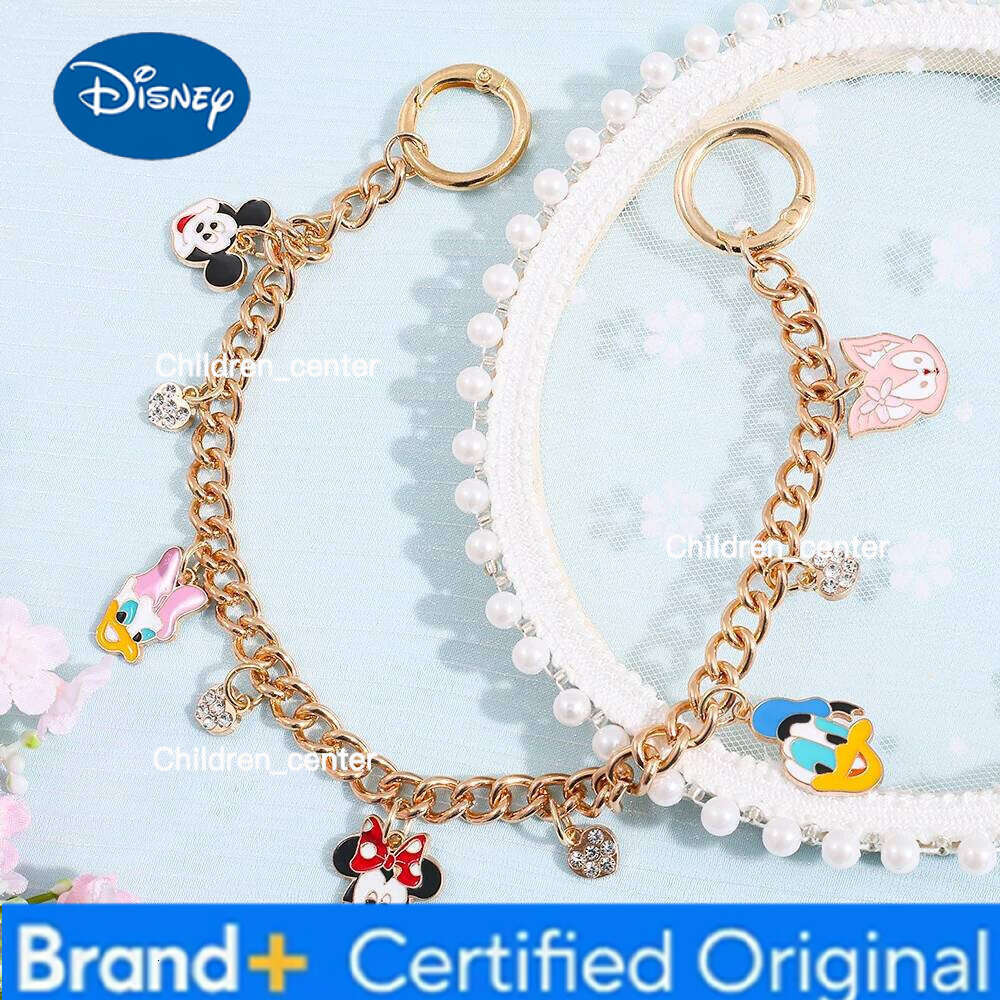 Disney Elegant simple Mickey Mouse bag accessories, also a great gift for date wear give to friends and best friends. H260108