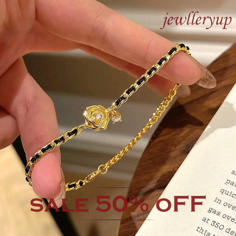 Bracelet Black Gold Camellia Inspired Light Luxury Niche for women Date Gathering Dressing