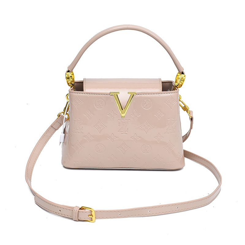 designer bag High-End for Women New Leather Large Capacity Commuter Bucket Handbag Light Luxury Shoulder Crossbody Bag