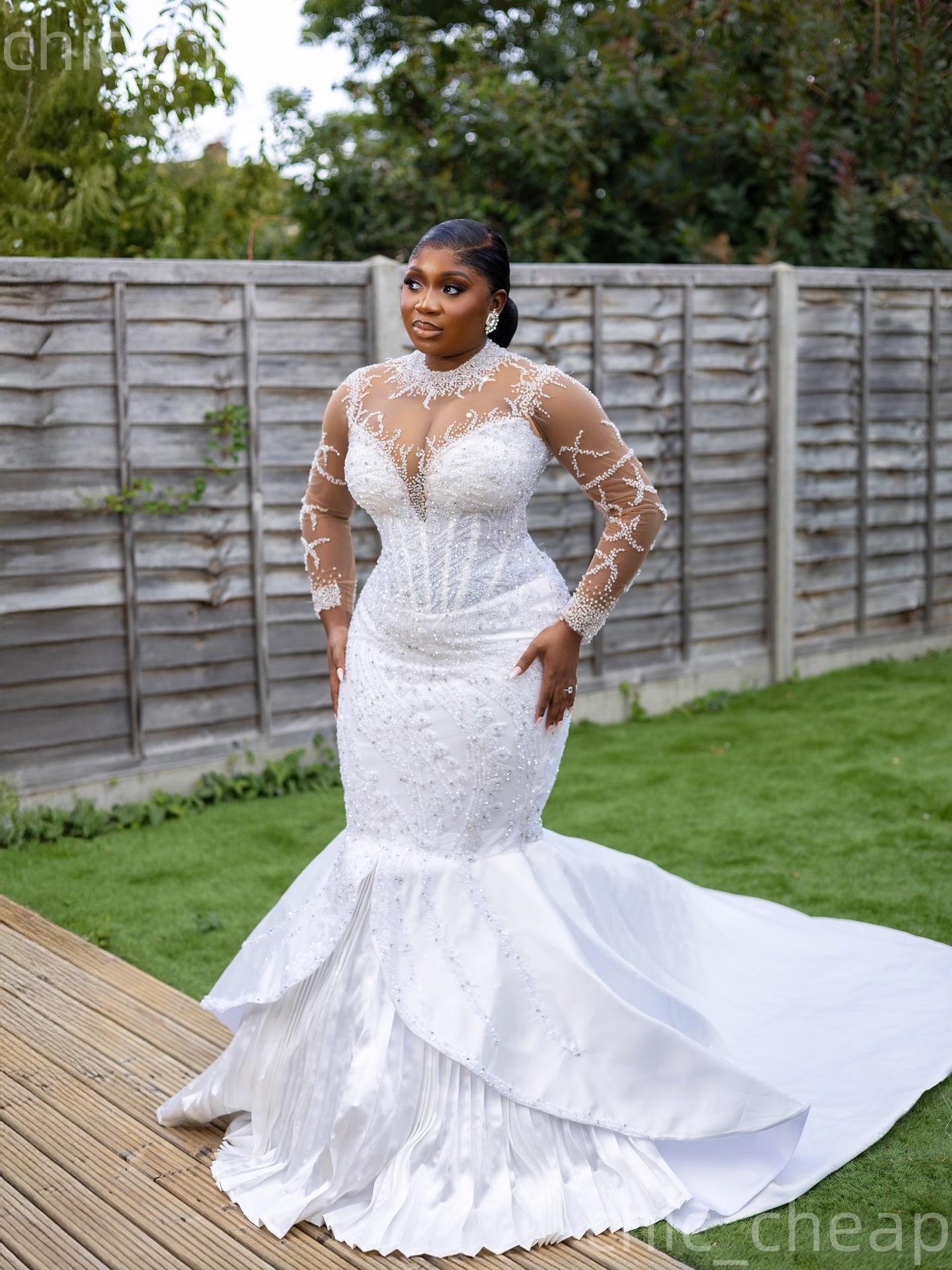 African Aso Ebi 2026 Ivory Mermaid Wedding Dress Crystals Beaded Sheer Neck Sequined Lace Satin Sparkly Bridal Gowns Dresses ZJ2269