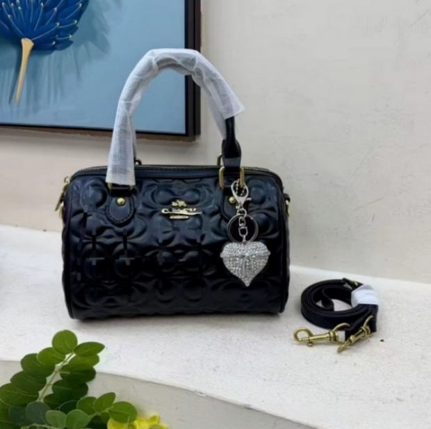 Designer bag rowan Shoulder Bag teri bag sac Women Classic Old Flower Crossbody Bag Casual Handheld Chain Bag Half Moon Bag Smoot tote a1