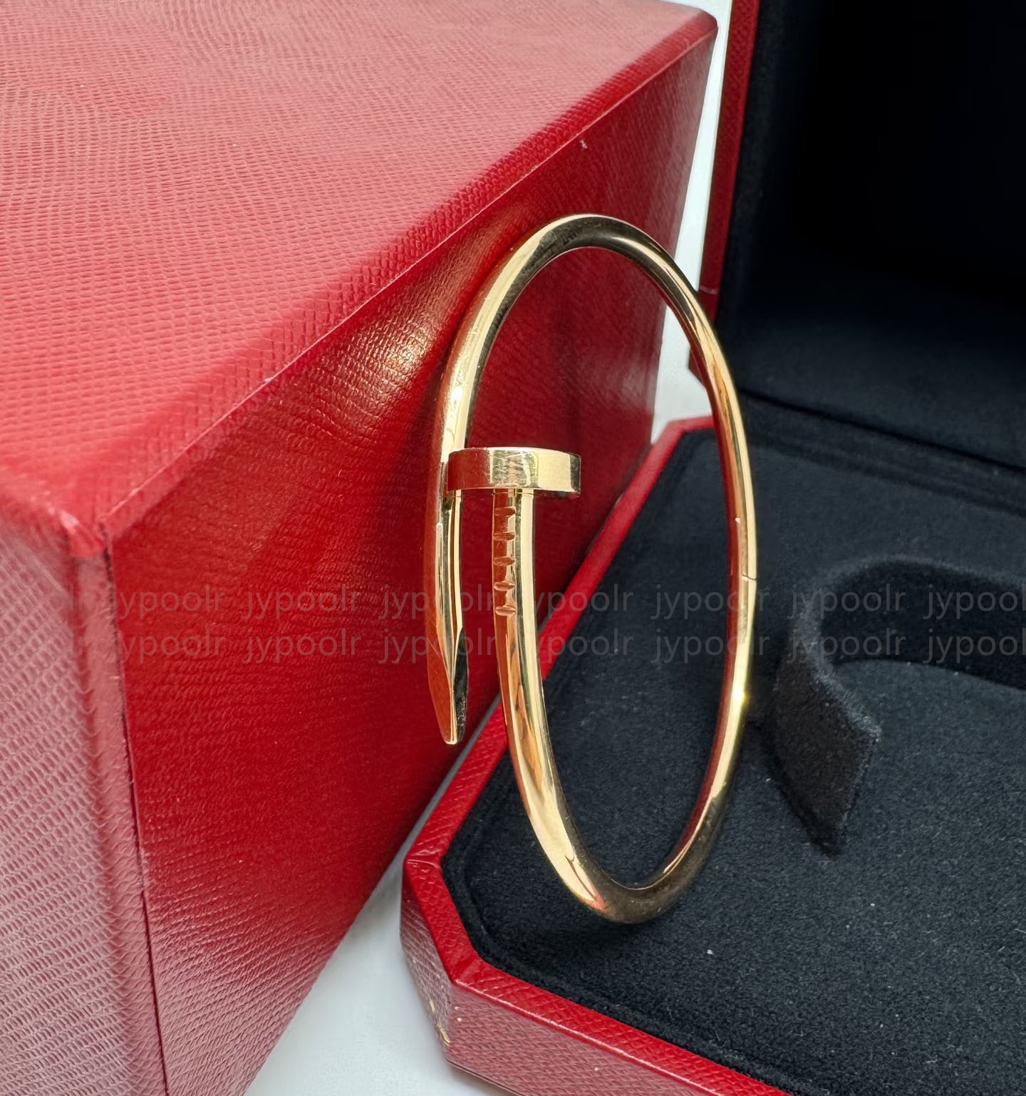 Designer bracelet Nail Bracelet luxury Jewelry Men and Women bracelet classic fashion diamond 18k gold silver rose Titanium steel cuff bracelet Festival gifts