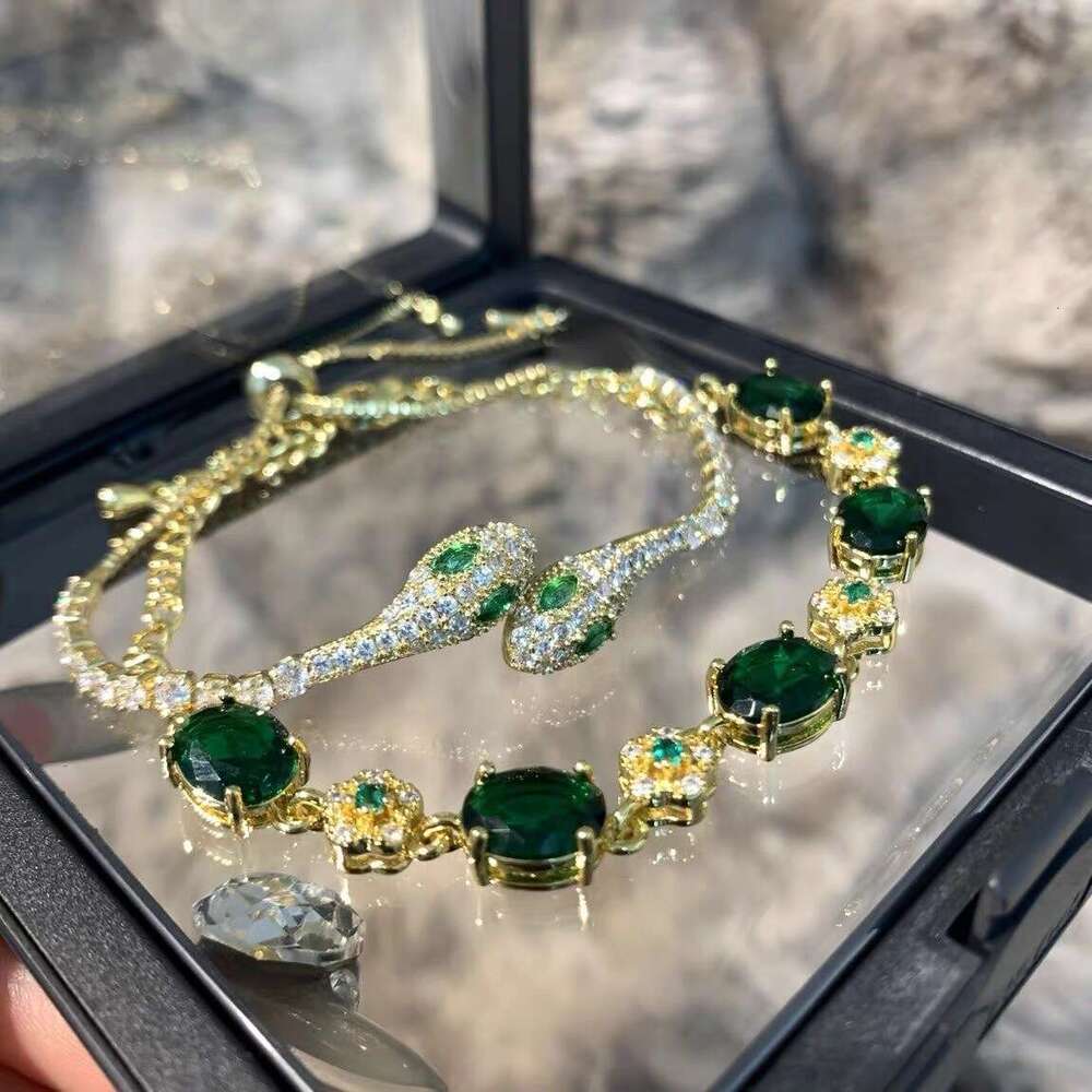 Snake-shaped Diamond-Studded Bracelet Designer Women's Bracelet Minimalist Fashion Accessory