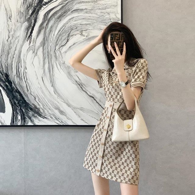2026 Summer New French Retro Style Waist Cinching Slimming Polo Collar Jacquard Knitted Fashionable Urban Sexy Women's Dress