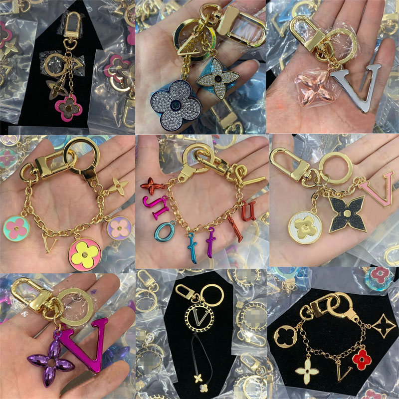 Men Women Car Keyring Lovers Keychain Bag Charms Gold Tone Lettered Key Chains - Designer Unisex Bag Charm Car Key Holders