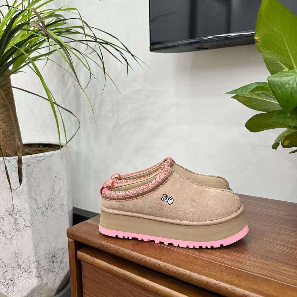 COMPAIK Winter New Thick-Soled Ethnic Style Leather Genuine Fur Taz Closed-Toe Fashion Women's Cotton Shoes dh2936048-JY - view 8