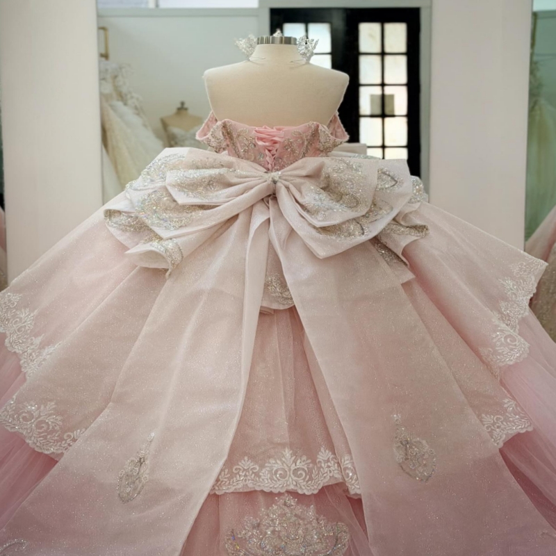 Pink Quinceanera Dresses Off Shoulder Ball Gown Sweet 16 Dress Applique Lace Beading Crystal Bow Tull Birthday Party Vestidos 15 Anos