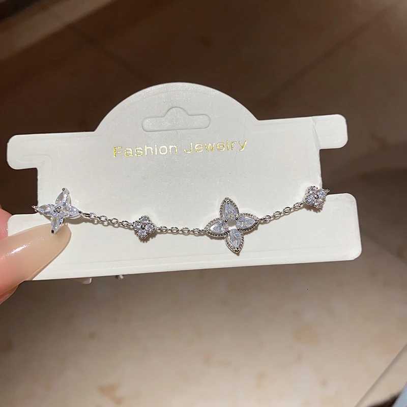 Design Crystal Flower Stainless Steel for Women 2025 New Fashion Jewelry Accessories H260108