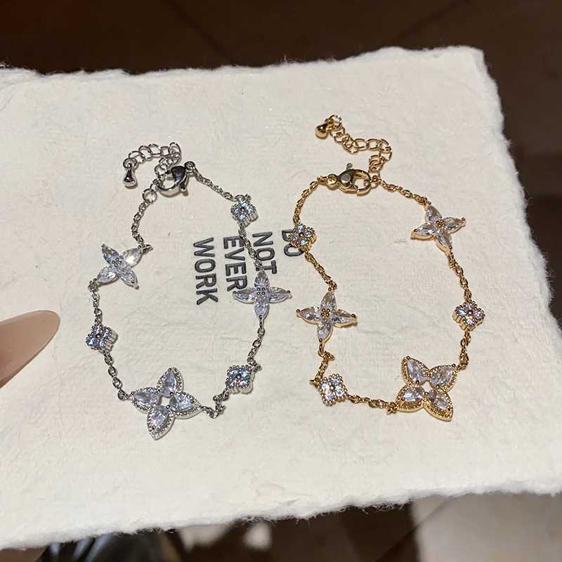 Design Crystal Flower Stainless Steel for Women 2025 New Fashion Jewelry Accessories H260108