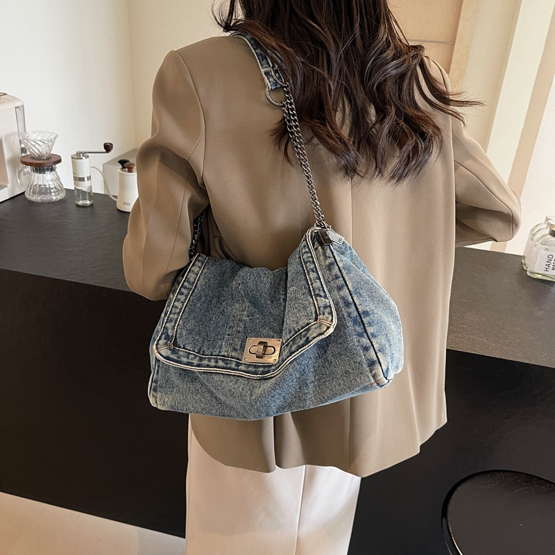 Design Bag 2026 New Denim Tote Bag for Women, Large Capacity Shoulder Purse with Chain Strap, Convertible Crossbody Bag