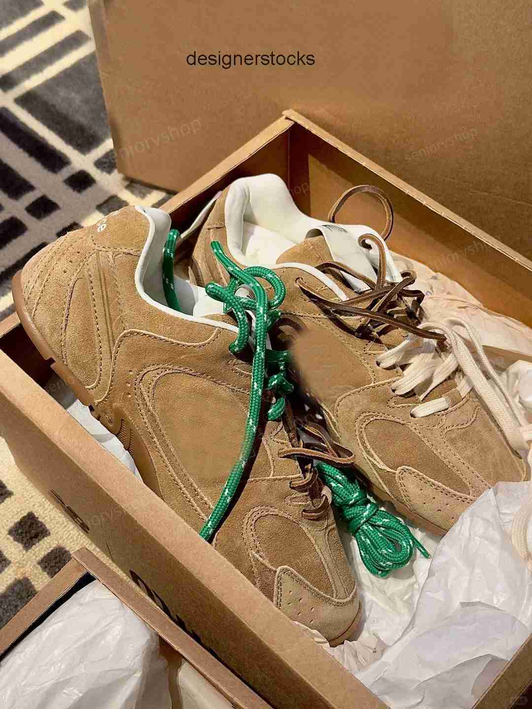 Top quality brown Suede Laceup tennis shoes women men Leather Unisex Classic fashion mesh Athletic sneakers Luxury designer trai muimuu miumiue miumiu miu miu V7ZL